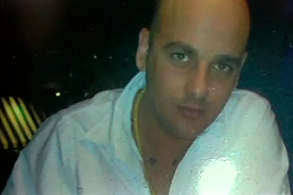 716743-whatsapp-20image-202023-04-16-20at-204-32-11-20pm