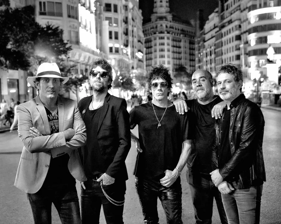 1734959300861-unnamed (2)